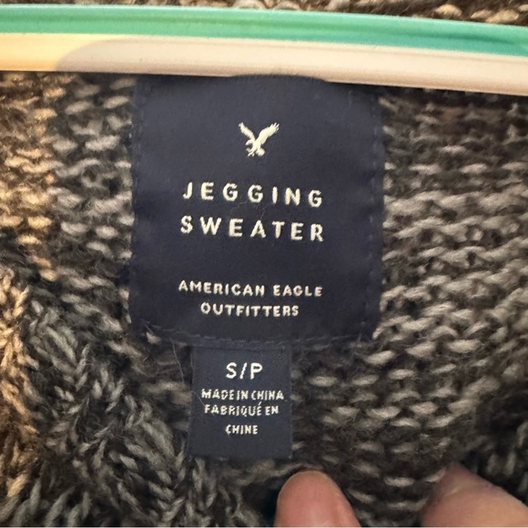 American Eagle Wool Blend Fair Isle Gray Base Sweater - Picture 13 of 14